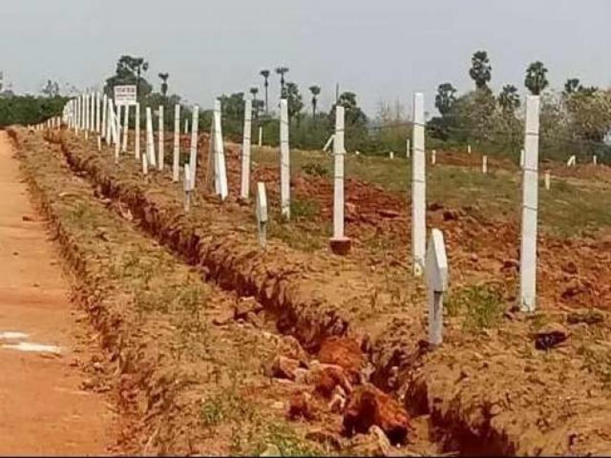  Land in Visakhapatnam, India No. 36906