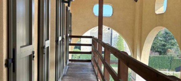 3-salle Appartement à Merate, Italy No. 147228 9