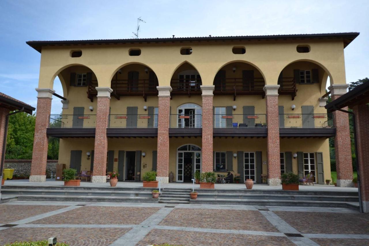 3-salle Appartement à Merate, Italy No. 147228
