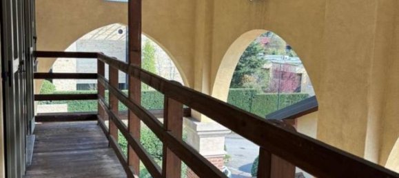 3-salle Appartement à Merate, Italy No. 147228 8