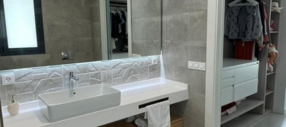 139m² villa à vendre à Finestrat, Alicante, Valencian Community, Spain № 365377 16