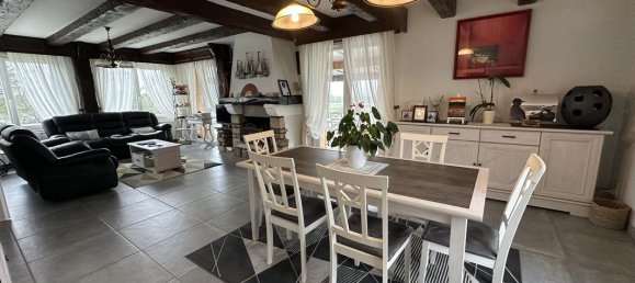 6 bedrooms House in Baud, France No. 203541 8