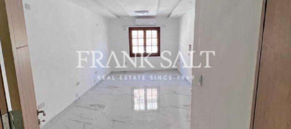 Büro in Paola, Malta 150m², Nr. 12780 21