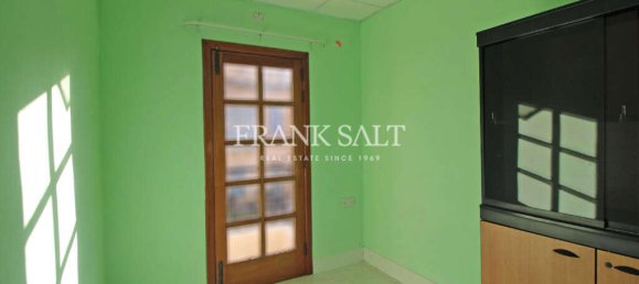 Büro in Paola, Malta 150m², Nr. 12780 11