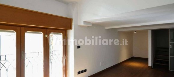 3 bedrooms Apartment in Turin, Italy No. 55442 16