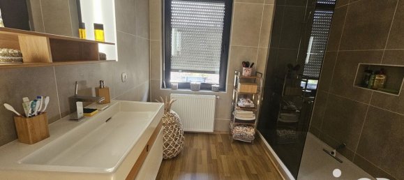 Casa de 4 habitaciónes en Saint-Saulve, France No. 50636 12