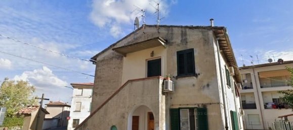 4 rooms Apartment in Capannoli, Italy No. 50510 2