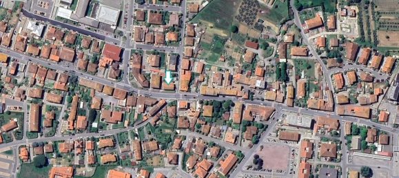 4 rooms Apartment in Capannoli, Italy No. 50510 3