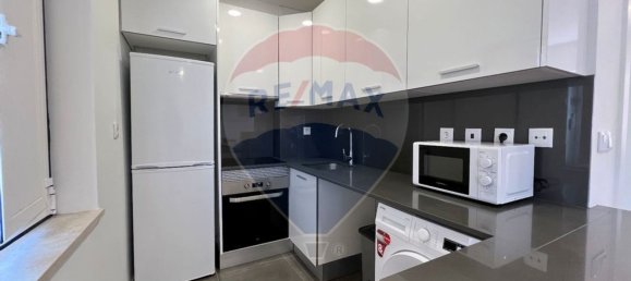 2 bedrooms Duplex in Lisbon, Portugal No. 72786 3