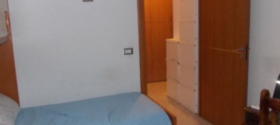 3-salle Appartement à Bollate, Italy No. 59938 11