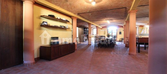 5 bedrooms House in Reggio Emilia, Italy No. 64011 15