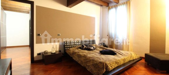 5 bedrooms House in Reggio Emilia, Italy No. 64011 13