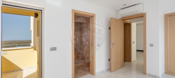 2 bedrooms Apartment in Faro, Portugal No. 75696 16