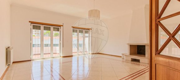 5 bedrooms House in Figueira da Foz, Portugal No. 179210 3