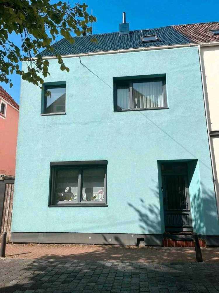 8 rooms Townhouse in Bremerhaven, Germany No. 217799