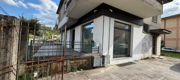Gewerbliche Immobilie in Isola del Liri, Italy 350m², Nr. 282455 2