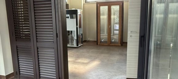 Gewerbliche Immobilie in Isola del Liri, Italy 350m², Nr. 282455 4