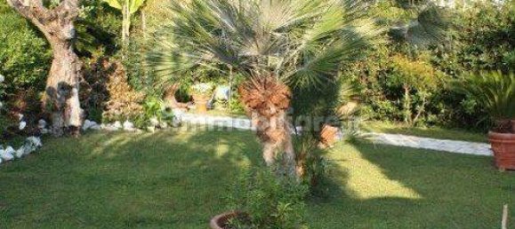 8 bedrooms Villa in Montignoso, Italy No. 49612 16