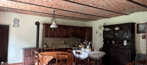 6 Schlafzimmer Haus in Montafia, Italy, Nr. 124126 25