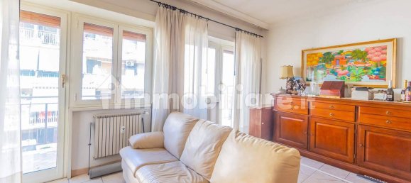 3 bedrooms Apartment in Rome, Italy No. 342395 6