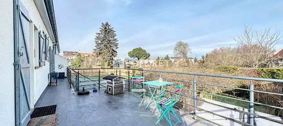 3 bedrooms House in Saint-Cyr-l'Ecole, France No. 164097 4