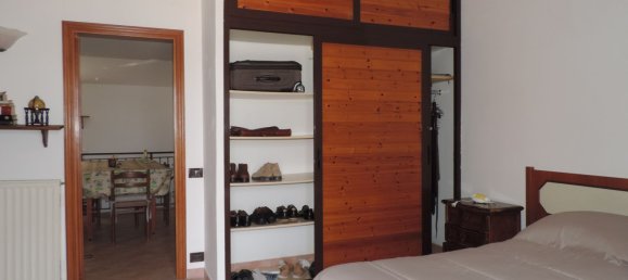 3 rooms Apartment in Scandriglia, Italy No. 202264 7