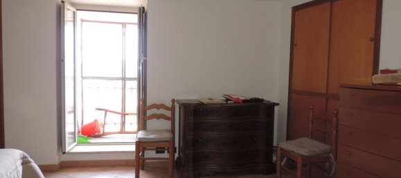 3 rooms Apartment in Scandriglia, Italy No. 202264 8