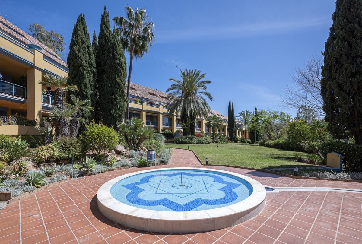 3 bedrooms Penthouse in Marbella, Spain No. 92967