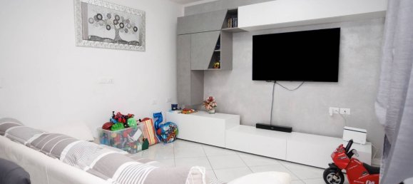 6 bedrooms House in Cesena, Italy No. 347762 10