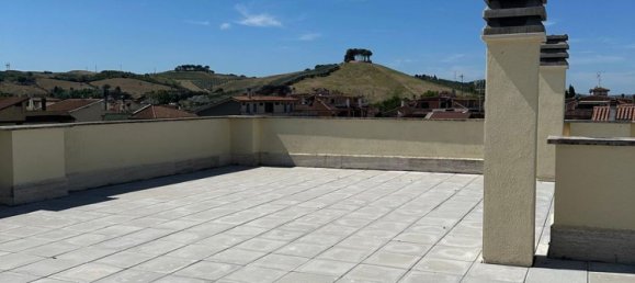 Apartamento de 3 divisões em Monterotondo, Italy N.º 289648 11