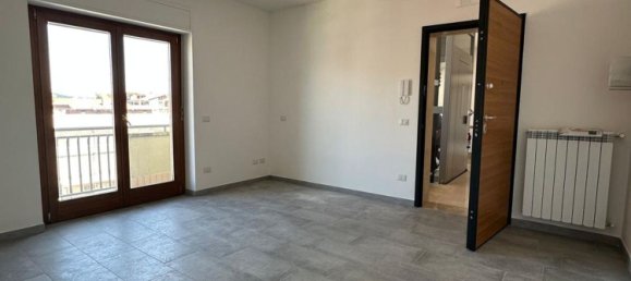 Apartamento de 3 divisões em Monterotondo, Italy N.º 289648 3