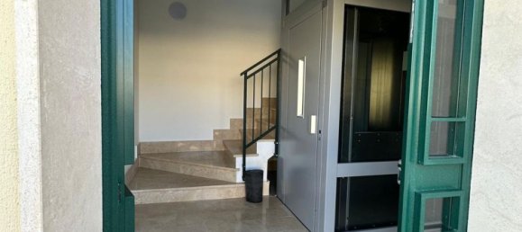 Apartamento de 3 divisões em Monterotondo, Italy N.º 289648 14