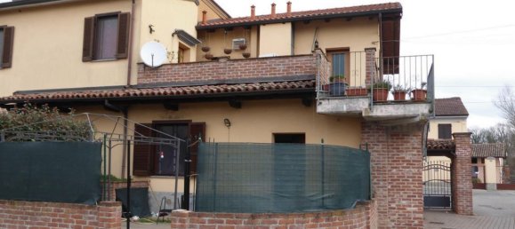 3 rooms Apartment in Zerbolò, Italy No. 72406 4