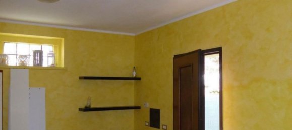 3 rooms Apartment in Zerbolò, Italy No. 72406 18