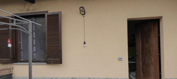 3 rooms Apartment in Zerbolò, Italy No. 72406 6