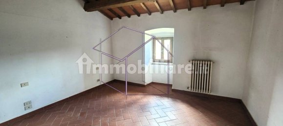 Дом с 6 спальнями в Понтассьеве, Италия № 143942 15