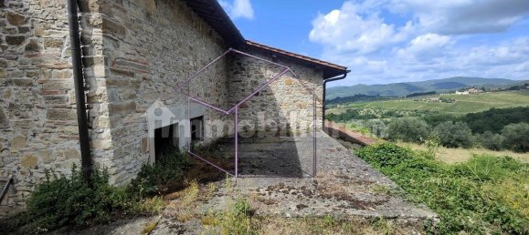 Дом с 6 спальнями в Понтассьеве, Италия № 143942 32