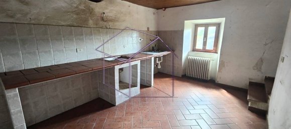 Дом с 6 спальнями в Понтассьеве, Италия № 143942 19