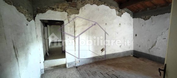 Дом с 6 спальнями в Понтассьеве, Италия № 143942 21