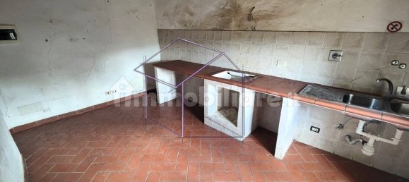 Дом с 6 спальнями в Понтассьеве, Италия № 143942 18