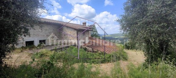 Дом с 6 спальнями в Понтассьеве, Италия № 143942 5