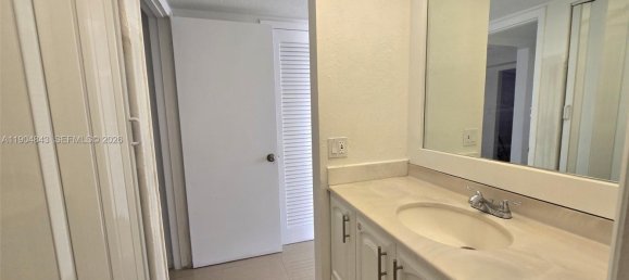 2 غرف نوم عقار تجاري في Miami, USA رقم 615948 14