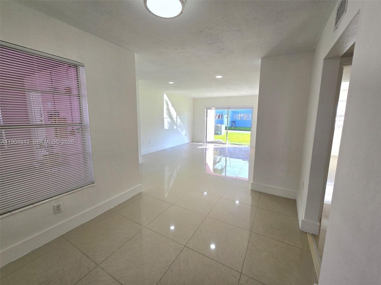 2 غرف نوم عقار تجاري في Miami, USA رقم 615948