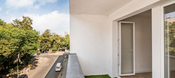 Квартира с 2 спальнями в Кройцберг, Германия № 340602 2