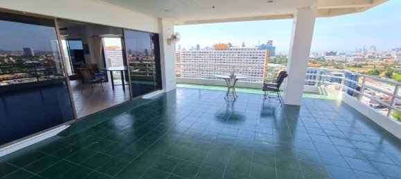 3 bedrooms Condo in Pattaya, Thailand No. 25049 7