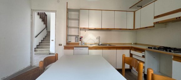4 rooms House in Montebelluna, Italy No. 277936 8