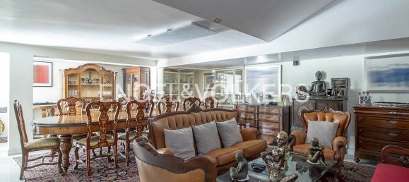4 bedrooms Villa in Rome, Italy No. 68760 5