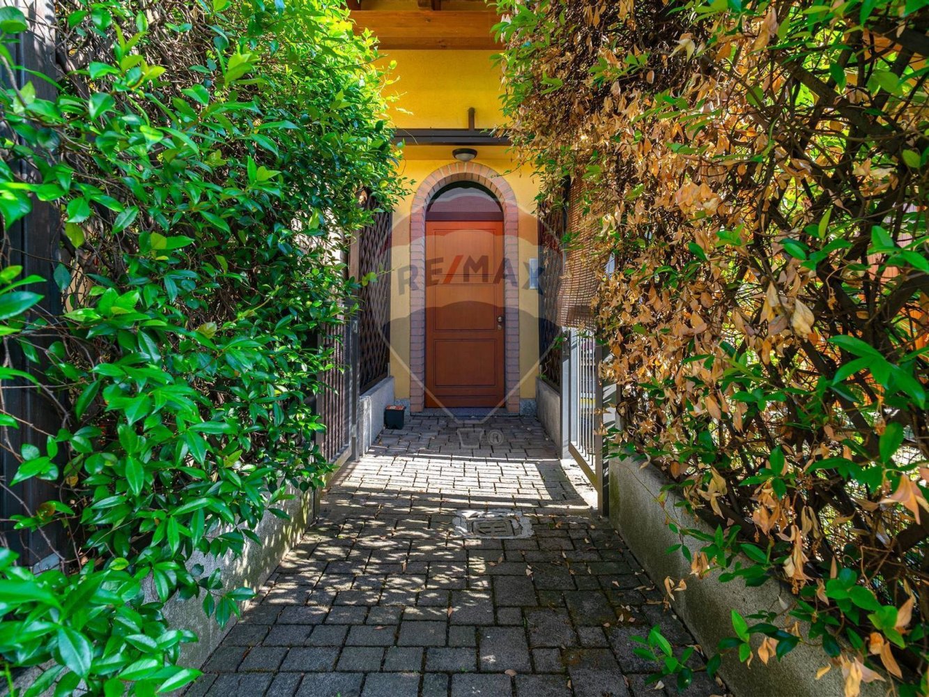 Квартира с 2 спальнями в Ро, Италия № 262191