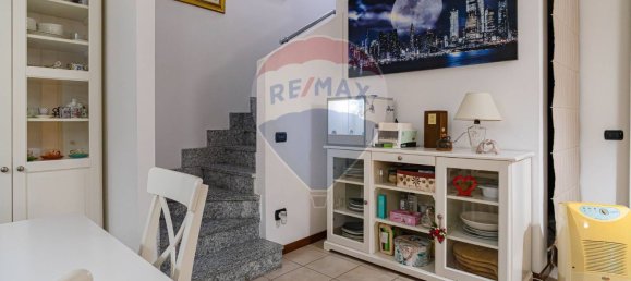 Квартира с 2 спальнями в Ро, Италия № 262191 19