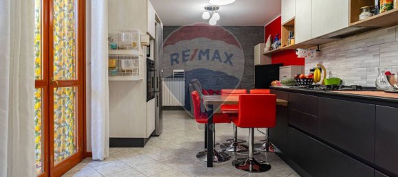 Квартира с 2 спальнями в Ро, Италия № 262191 4